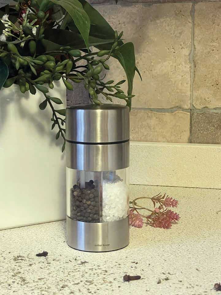 Area 2-in-1 Salt and Pepper Grinder - Area Collections