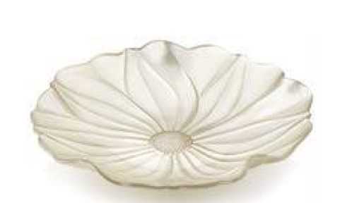 IVV Magnolia Centerpiece in pearly ivory decorated glass