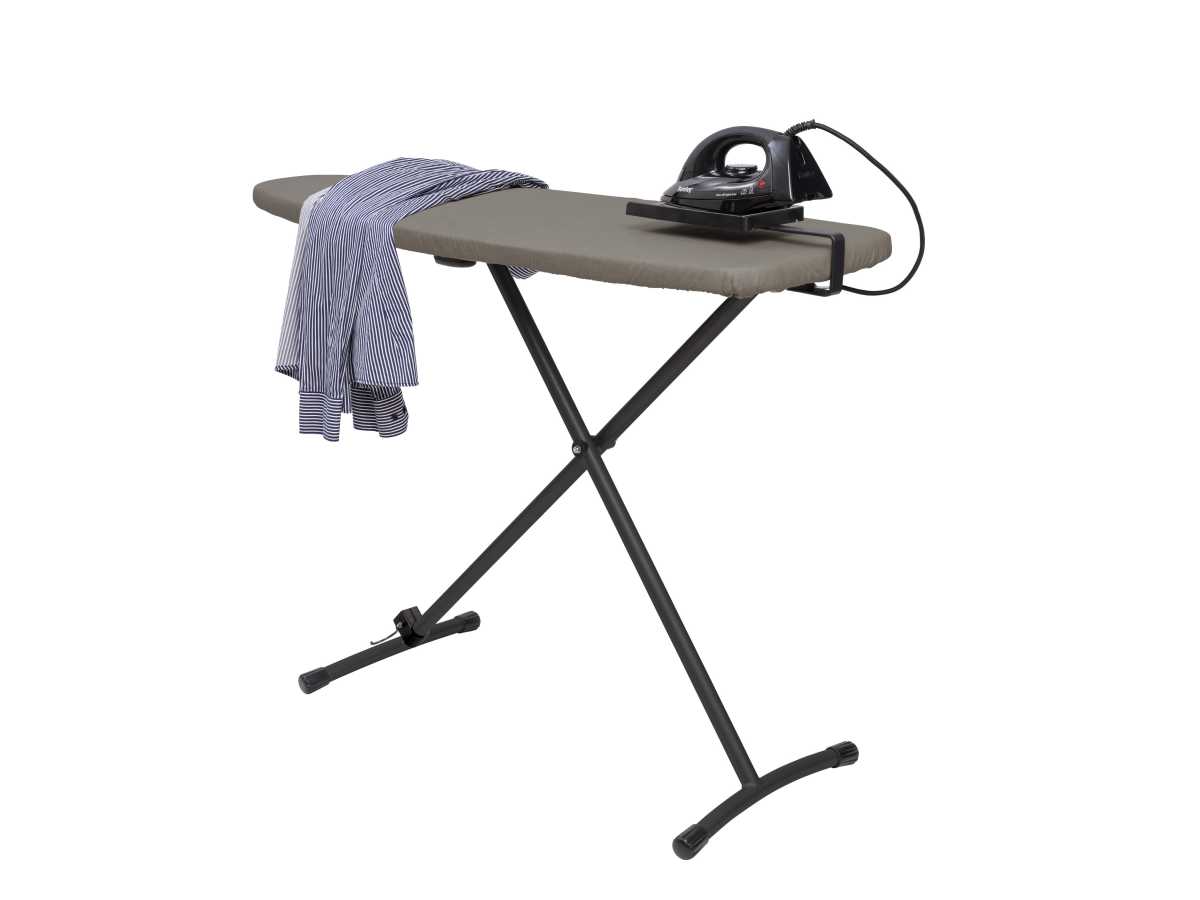 BENTLEY Indigo Ironing Board