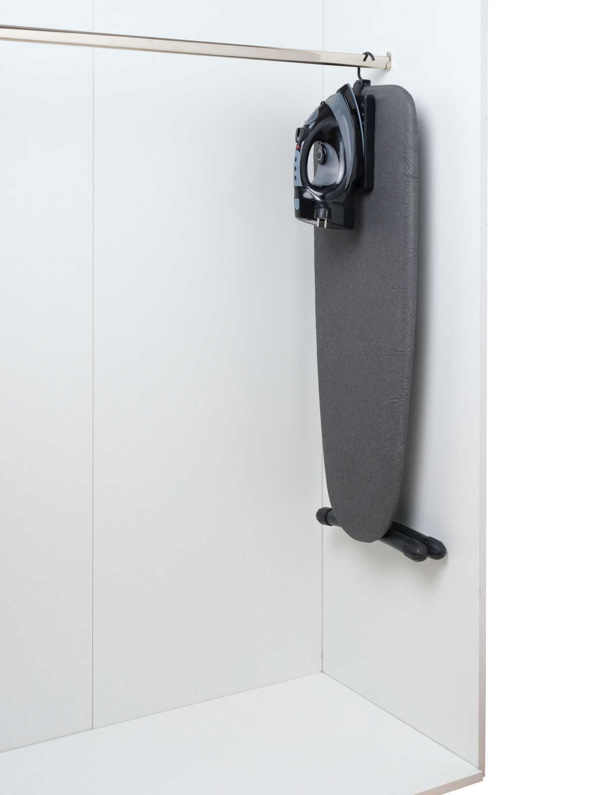 BENTLEY Ocean Premium Ironing Unit with Premium Organiser at Top and Steam Iron Retractable