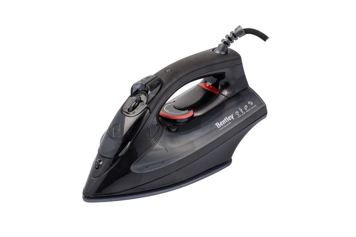 BENTLEY Steam Iron Black