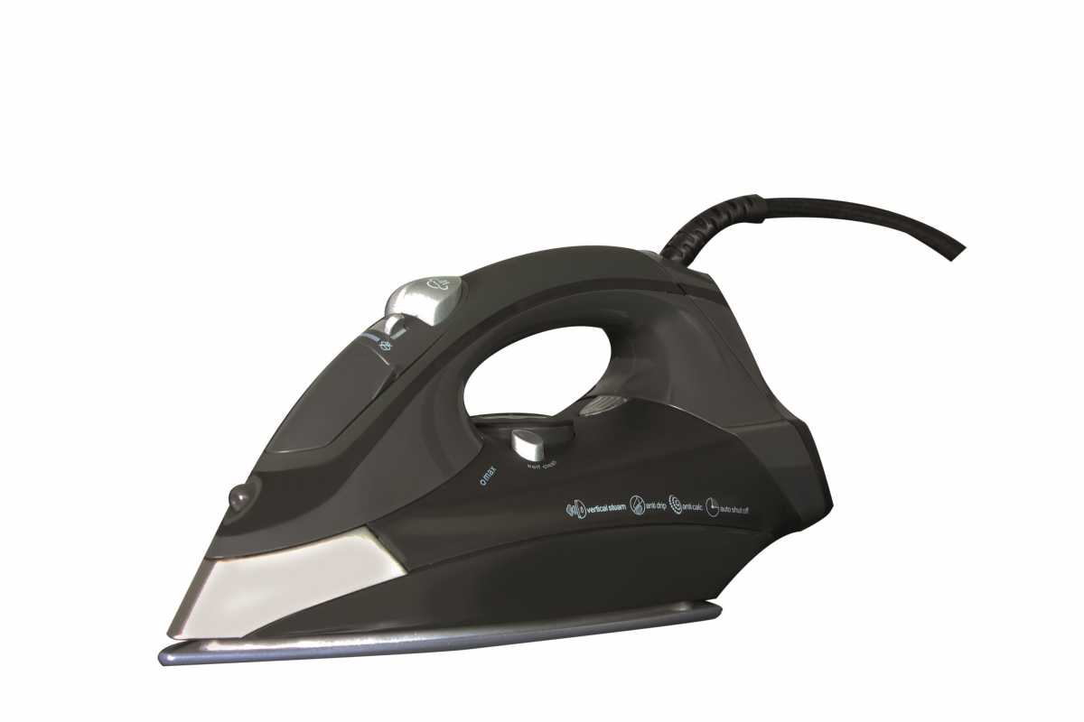 CROWN INTERNATIONAL Steam Iron