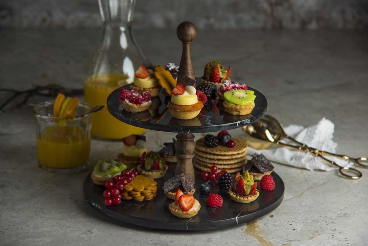 Marble Double Layer Cake Stand